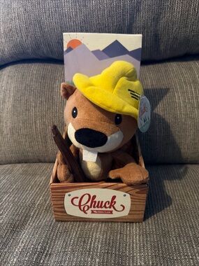 BNIB New 2018 Chuck Urban Floor Beaver Plush Stuffed Animal Toy Wood Brown 9"